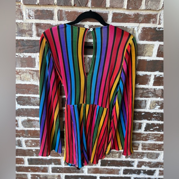 Show Me Your MuMu Caleb Romper Size Medium Rainbow Parade Pleat - Picture 14 of 16